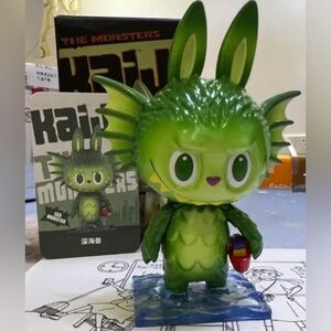 EXTREMELY RARE Pop Mart The Monsters Kaiju Series Sea Monster Figure